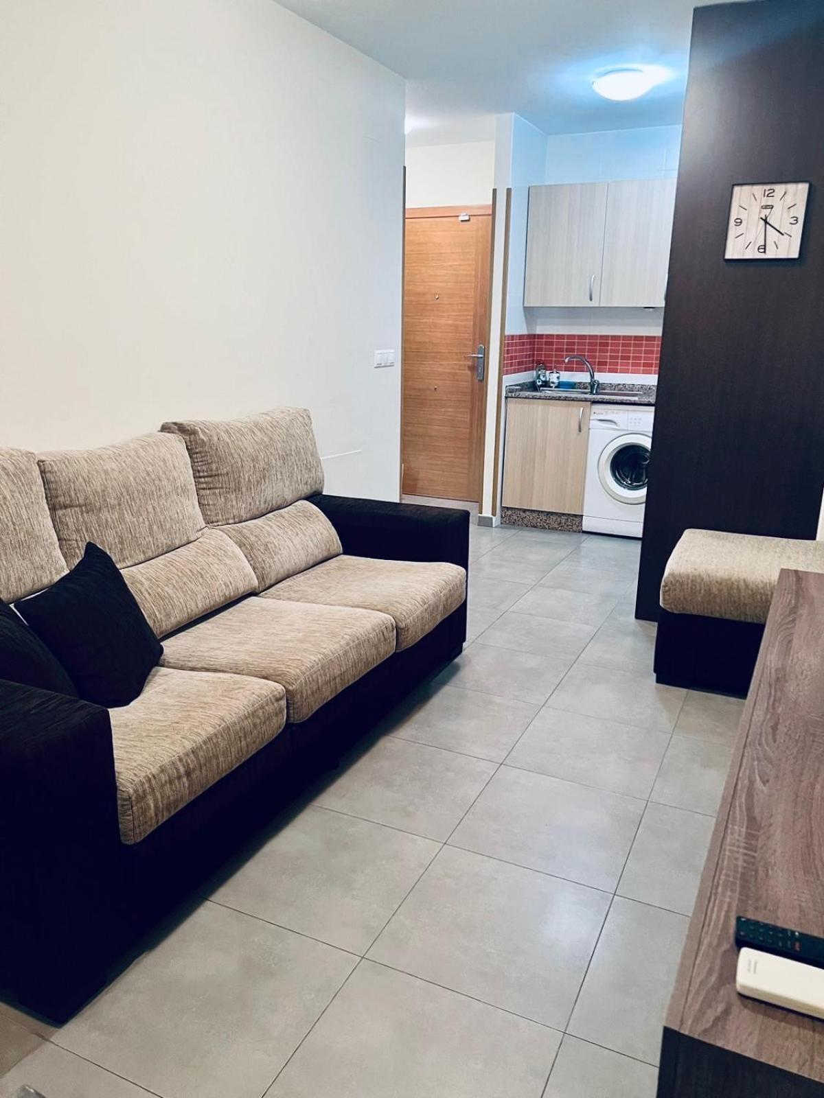 Nice And New Furnished Apartments In Torrevieja Centre Exterior photo